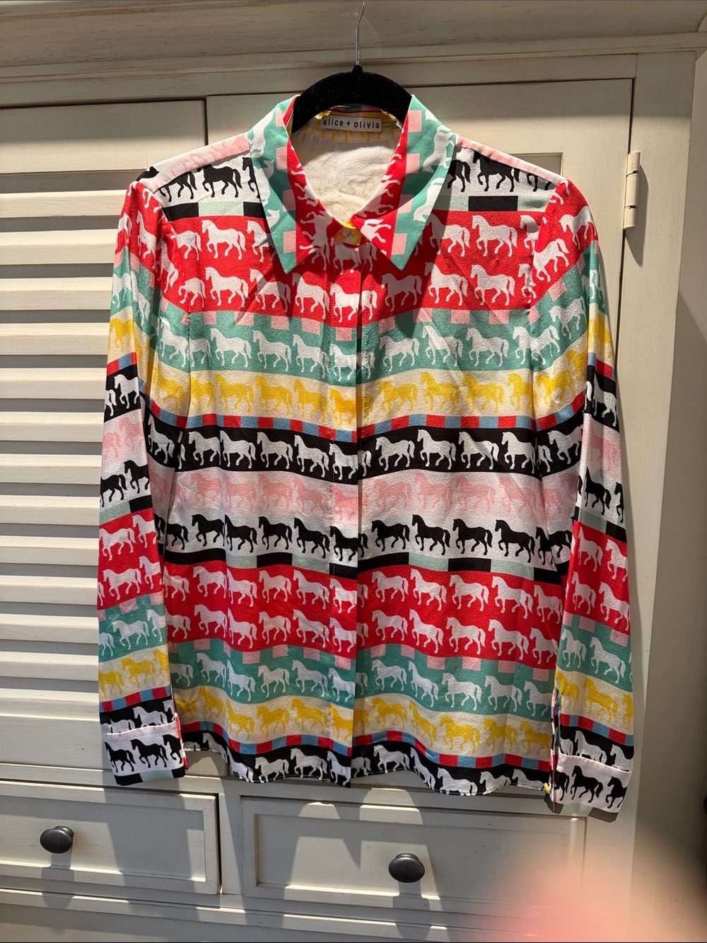 Women shirt